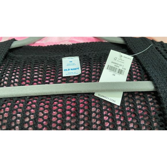 NWT Old Navy Open Stitch Cardigan in Black, Size 3X - Picture 4 of 5
